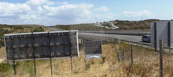 Terreno en Lagos, Portugal 490807 m² No. 52062 3