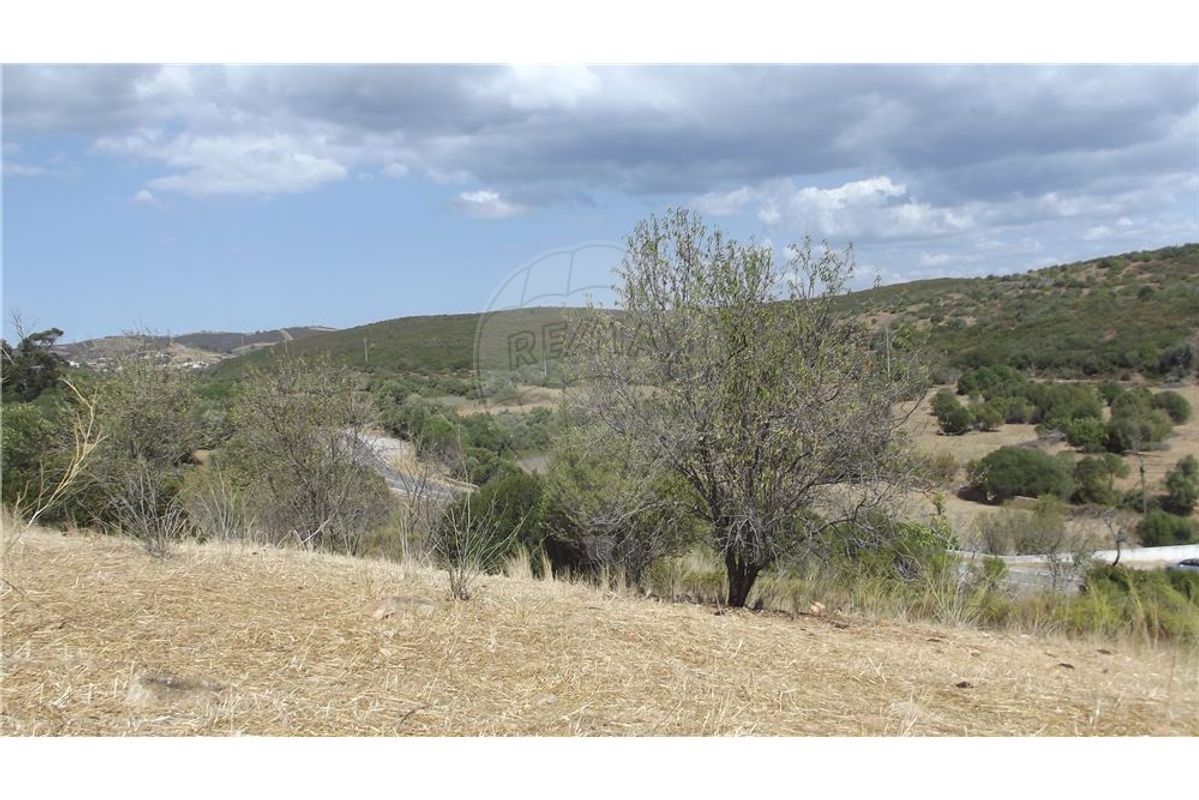 Terreno en Lagos, Portugal 490807 m² No. 52062