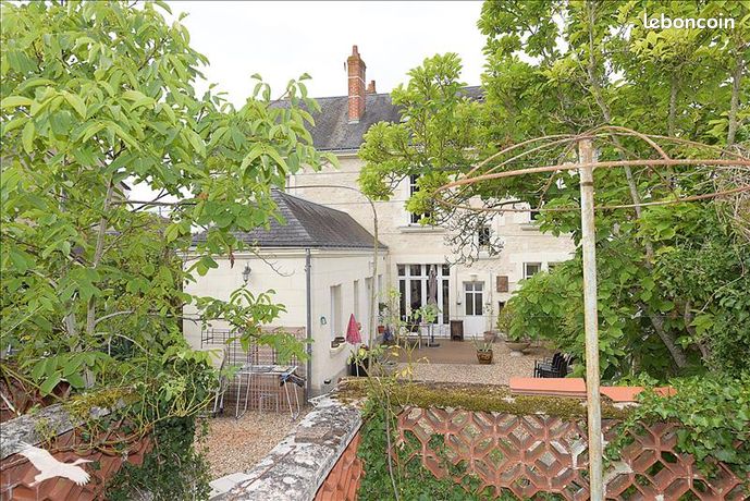 6 bedrooms House in Descartes, France No. 312869