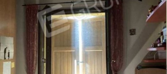 5 rooms House in Cento, Italy No. 309393 12