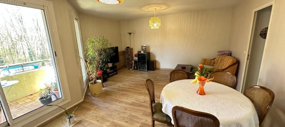 3 bedrooms Apartment in Evry, France No. 117020 3