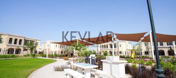 2 bedrooms Villa in Serena, UAE No. 13257 9