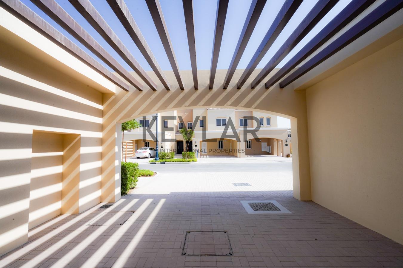 2 bedrooms Villa in Serena, UAE No. 13257