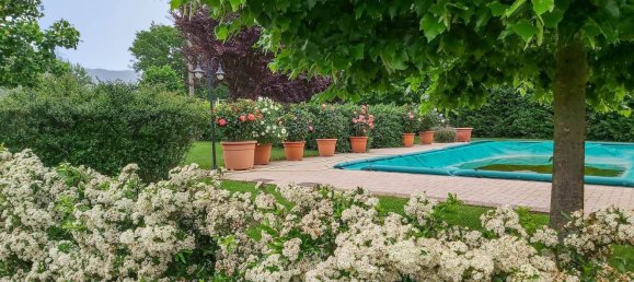 Квартира с 2 комнатами в Кортона, Италия № 127188 11