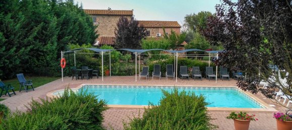 Квартира с 2 комнатами в Кортона, Италия № 127188 12