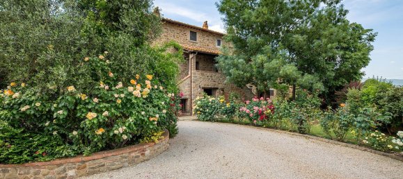 Квартира с 2 комнатами в Кортона, Италия № 127188 20