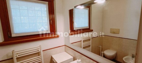 2 bedrooms Villa in Usmate Velate, Italy No. 337524 10