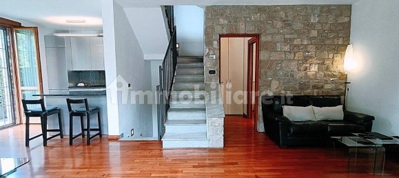 2 bedrooms Villa in Usmate Velate, Italy No. 337524 6