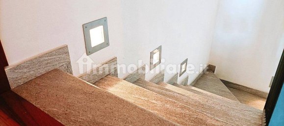 2 bedrooms Villa in Usmate Velate, Italy No. 337524 12