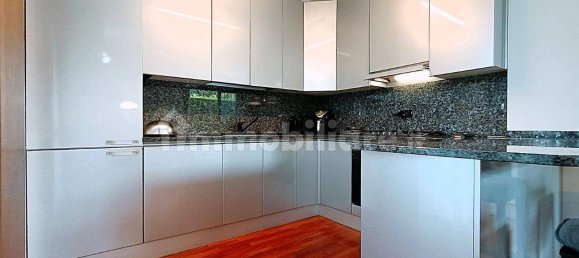 2 bedrooms Villa in Usmate Velate, Italy No. 337524 9