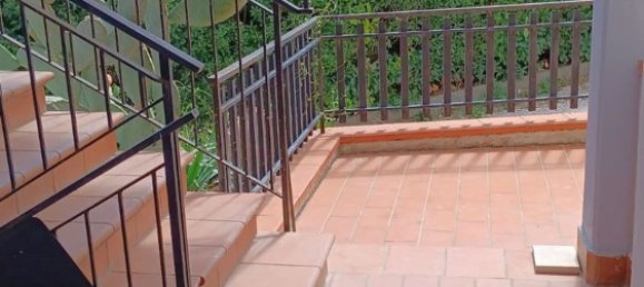 5 bedrooms Apartment in Gualdo Cattaneo, Italy No. 343490 7