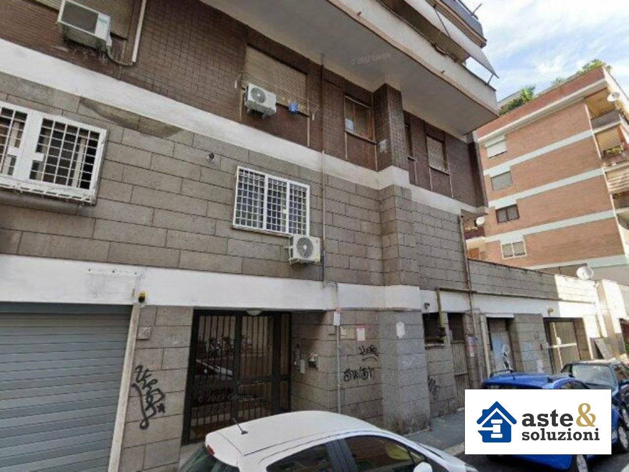 2 bedrooms Apartment in Rome, Italy No. 394980