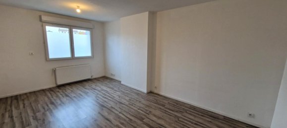 3 bedrooms House in Pont-Sainte-Maxence, France No. 90729 10