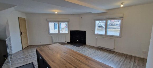 3 bedrooms House in Pont-Sainte-Maxence, France No. 90729 3