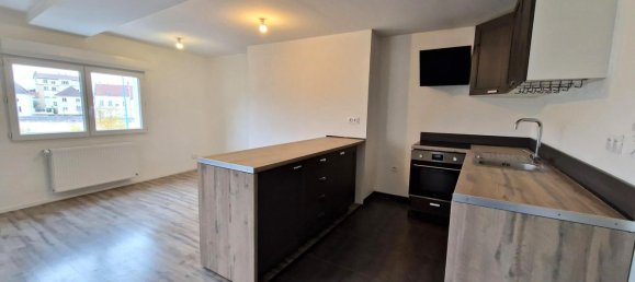 3 bedrooms House in Pont-Sainte-Maxence, France No. 90729 2