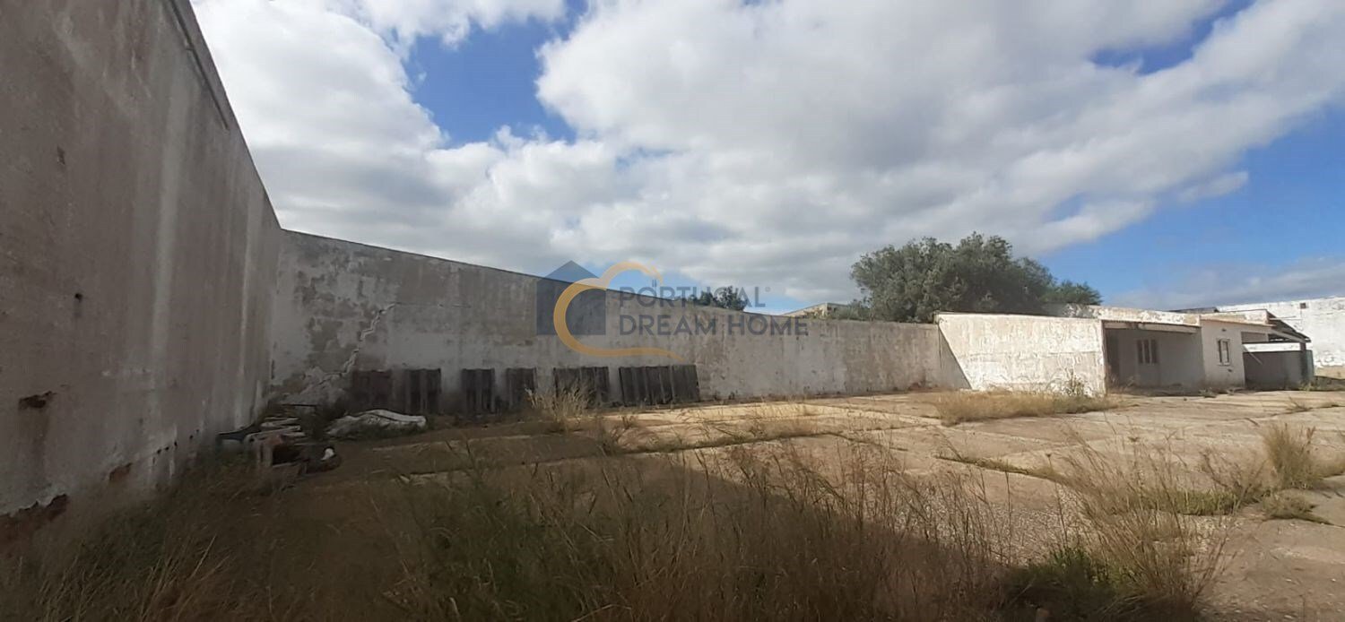 1000m² Land in Ferreiras, Portugal No. 144626