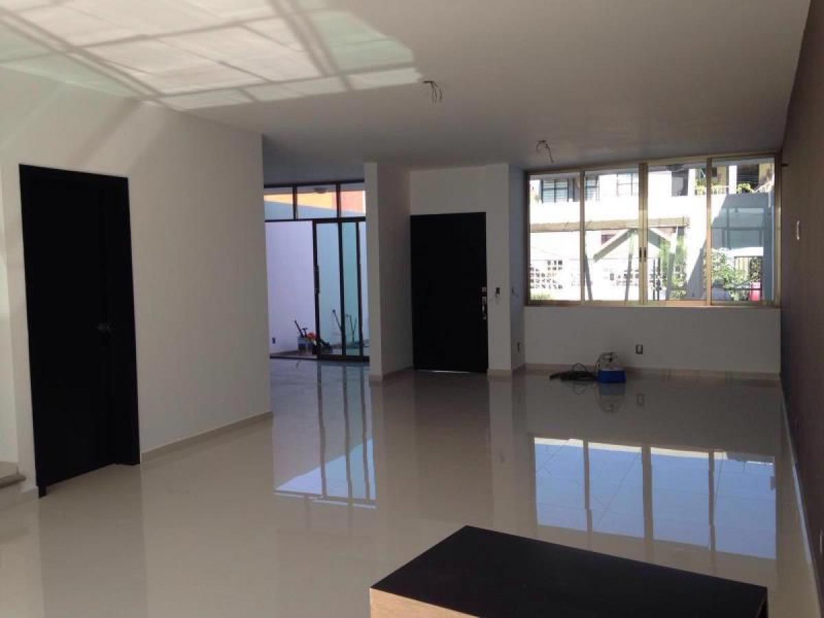 Casa de 3 dormitorios en Tuxtla Gutiérrez, Mexico No. 161399