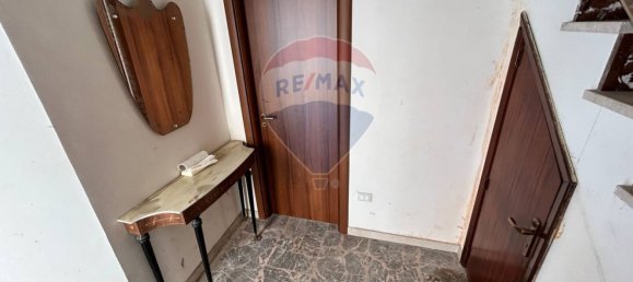 Дом с 7 комнатами в Гаджи, Италия № 64776 23