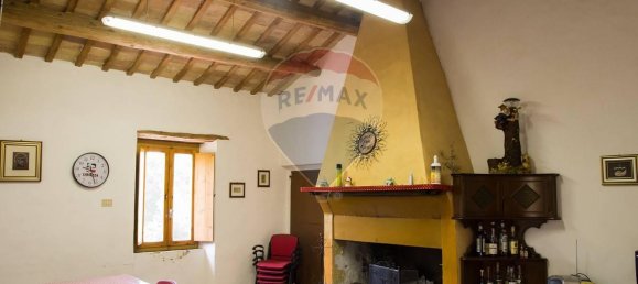 7 rooms House in Castelplanio, Italy No. 7875 9