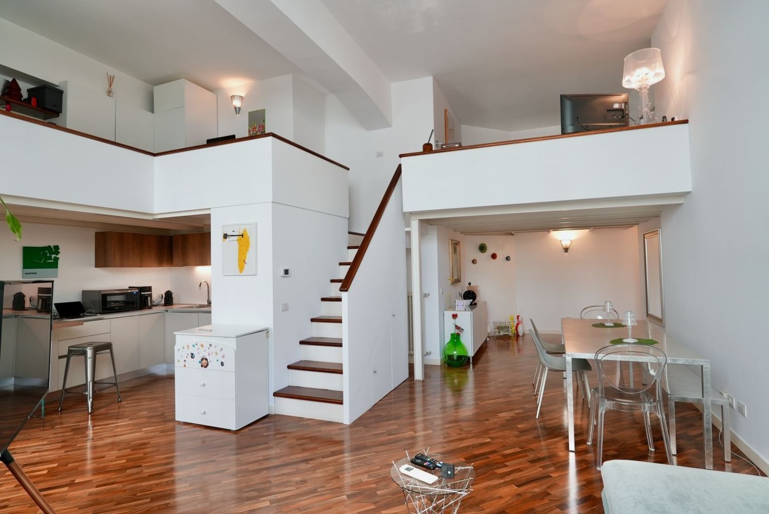 3 bedrooms Apartment in Milan, Italy No. 366969