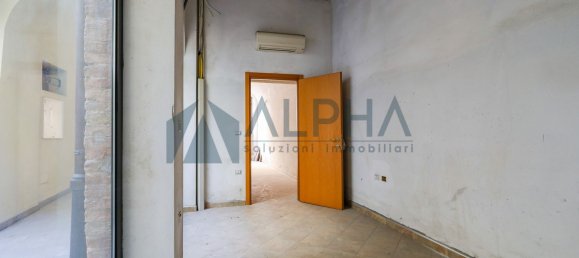 Büro in Meldola, Italy 50m², Nr. 147354 8