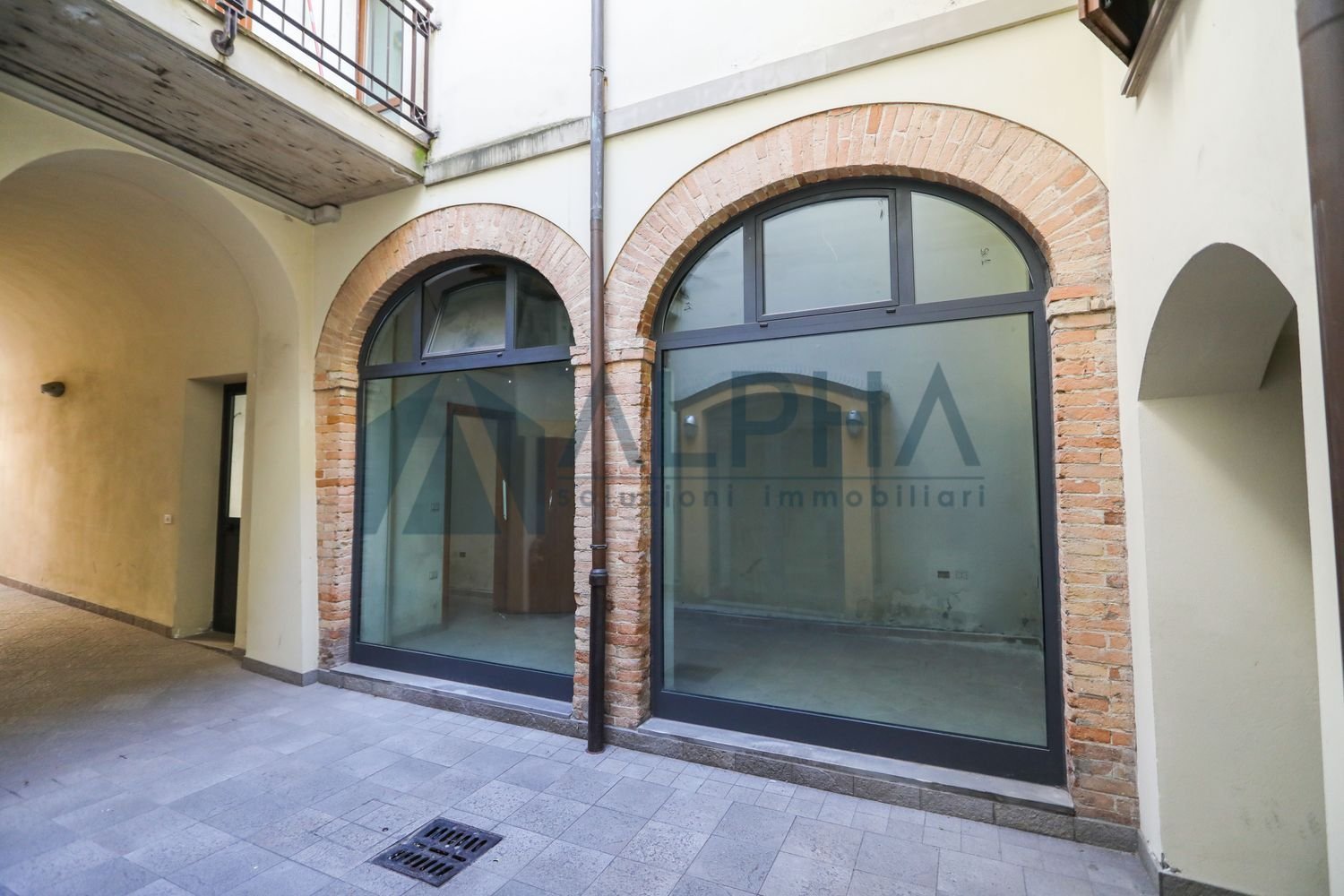 Büro in Meldola, Italy 50m², Nr. 147354