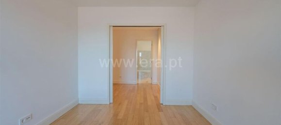 3 bedrooms House in Vila Nova de Gaia, Portugal No. 136158 17