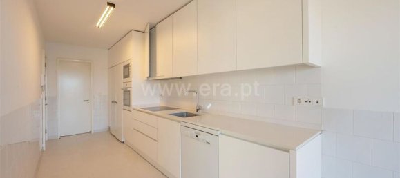 3 bedrooms House in Vila Nova de Gaia, Portugal No. 136158 9