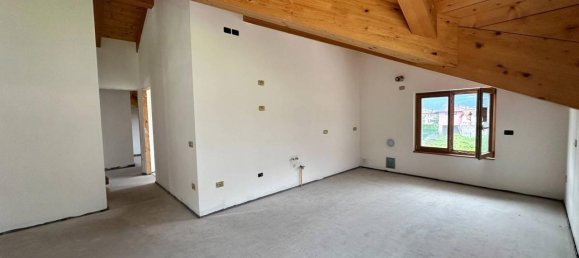 Пентхаус с 5 комнатами в Медзоломбардо, Италия № 83879 11