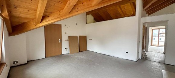 Пентхаус с 5 комнатами в Медзоломбардо, Италия № 83879 24