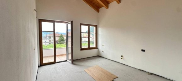 Пентхаус с 5 комнатами в Медзоломбардо, Италия № 83879 28