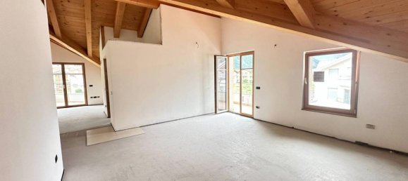 Пентхаус с 5 комнатами в Медзоломбардо, Италия № 83879 20