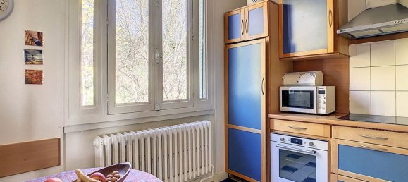 Casa de 4 dormitorios en Suresnes, France No. 142564 7