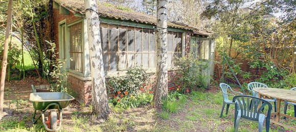 Casa de 4 dormitorios en Suresnes, France No. 142564 9