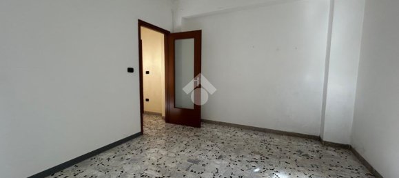 3 rooms Apartment in Cosenza, Italy No. 4770 10