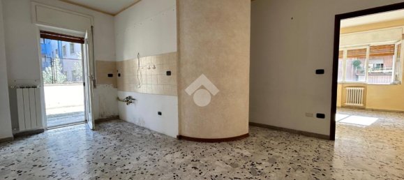 3 rooms Apartment in Cosenza, Italy No. 4770 5