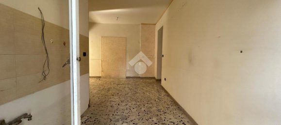 3 rooms Apartment in Cosenza, Italy No. 4770 7
