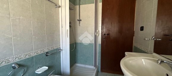 3 rooms Apartment in Cosenza, Italy No. 4770 16