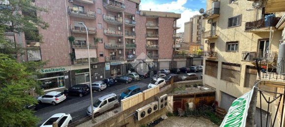 3 rooms Apartment in Cosenza, Italy No. 4770 11