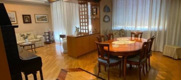 3 bedrooms Apartment in Naples, Italy No. 313161 7