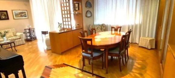 3 bedrooms Apartment in Naples, Italy No. 313161 3