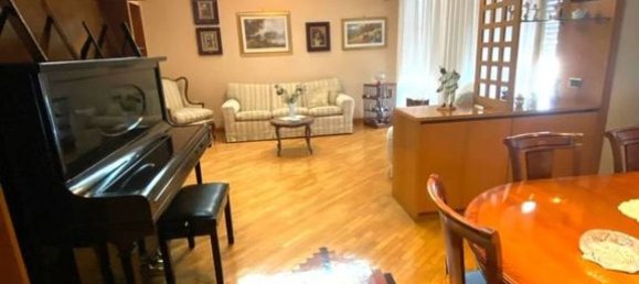 3 bedrooms Apartment in Naples, Italy No. 313161 6