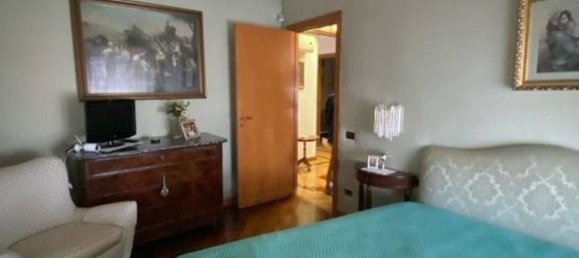 3 bedrooms Apartment in Naples, Italy No. 313161 18