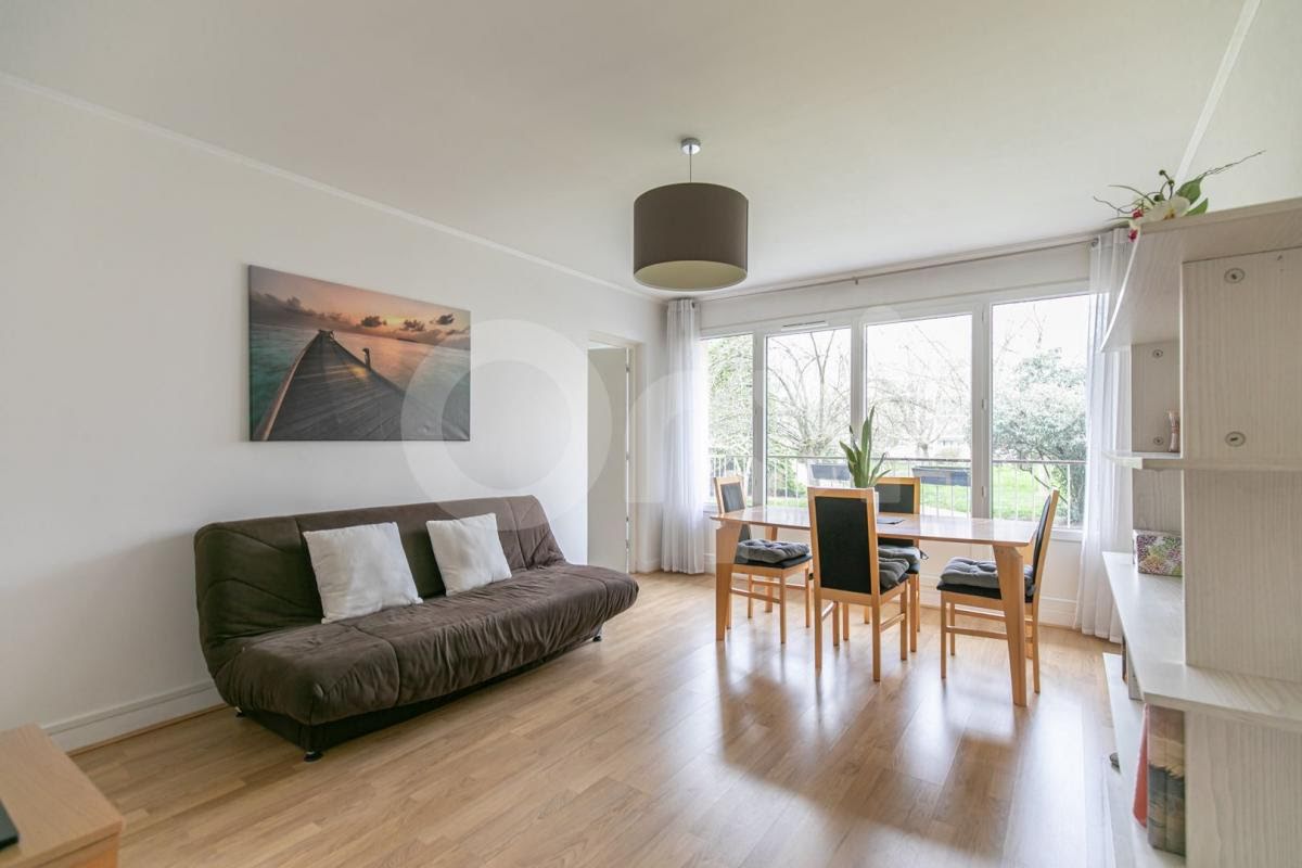 3 bedrooms Apartment in Chennevieres-sur-Marne, France No. 128535