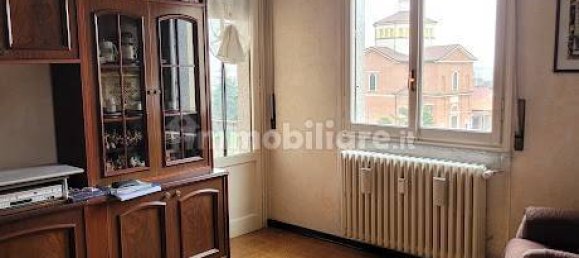 2 Schlafzimmer Wohnung in Pessano con Bornago, Italy, Nr. 2371 3