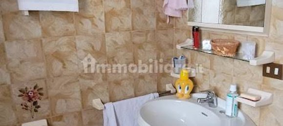 2 Schlafzimmer Wohnung in Pessano con Bornago, Italy, Nr. 2371 42