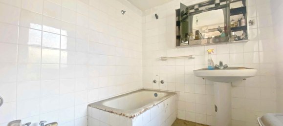 8 bedrooms House in Betanzos, Spain No. 130919 17