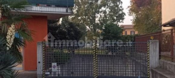 Apartamento de 2 dormitorios en Casorezzo, Italy No. 265491 18