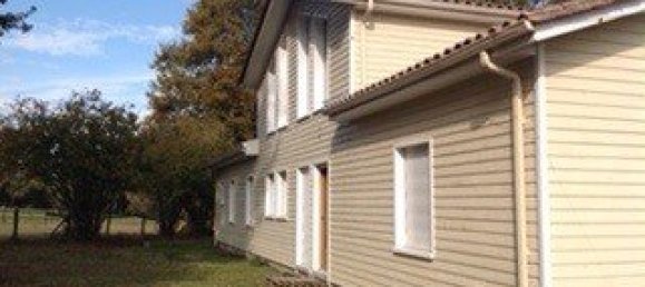 4 bedrooms Commercial property in Lessac, France No. 1895 2