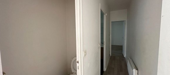 Квартира с 1 спальней в Рошфор, Франция № 337765 5